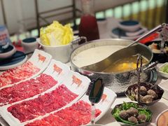 -左庭右院鲜牛肉火锅(环球港店)