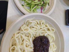 炸酱面-黑八私房老北京炸酱面