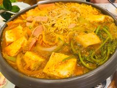 -青瓦餐厅·生鱼片·韩园烤肉(西塔店)