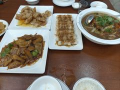 -东北风味思缘食府(对湖路店)