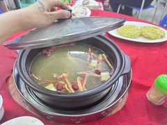 -花苑美食横琴生蚝火锅(拱北粤华路店)