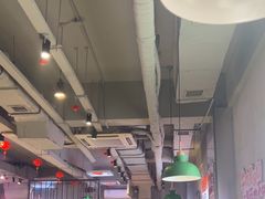 -佰人王串串香火锅(洋珠巷店)