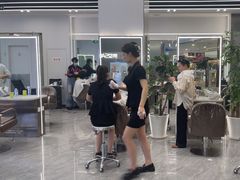 -百联川沙购物中心