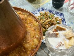 -蜗牛小馆醉乡民谣云南菜(惠新西里店)