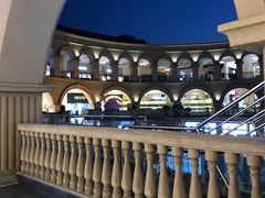 -王府井奥莱临潼小镇(临潼店)