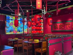 -多嘴超级肉蟹煲(杉杉国潮主题店)