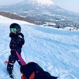 小朋友也能滑雪这么棒？惊叹啊！