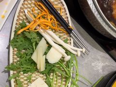 -一绪に寿喜烧(荟聚店)