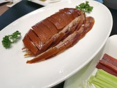琉璃一品酥烤鸭-荣里烤鸭