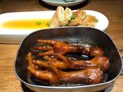 弄堂里的卤鸡爪-弄堂里·寻味杭州(湖滨银泰in77C区店)