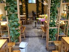 大堂-大众跷脚牛肉馆·非遗传承单位(峨眉山店)