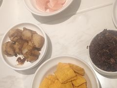 -渝是乎酸菜鱼(龙旗购物中心店)