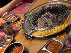 -青瓦炭韩潮烤肉(花园道店)