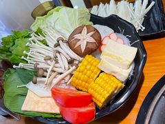 -呷哺呷哺 小火锅 (浦东新欧尚超市店)