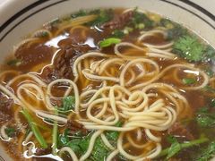 -小马牛肉面·牛骨熬制(南京博物院店)