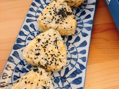 金枪鱼手抓饭饭团-小岛餐厅