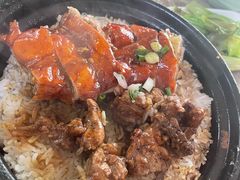 烧鹅煲仔饭-煲煲香快餐(南京路店)