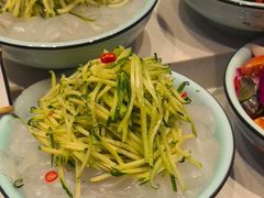 -山河屯铁锅炖鲜鹅·东北菜(开发区一店)