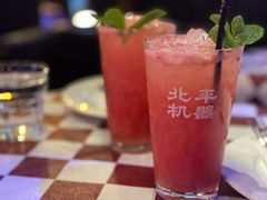 -鲨鱼美式餐厅酒吧Sharky