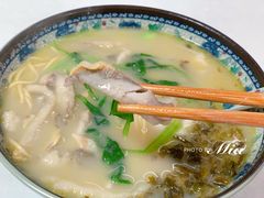 -明呈黄鱼面馆(斜土路店)