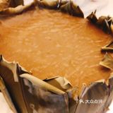 这种年糕可以蒸热了食用（越热越黏），更经常的做法是油炸