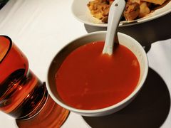 番茄玉米煲龙骨-汤城小厨•粤菜•靓汤(苏州街店)