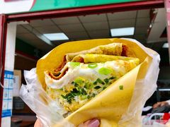 招牌双蛋煎饼-大华煎饼(交道口北剪子巷店)