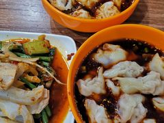 红油抄手-继红顺河抄手名小吃