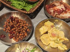 -草家酱蟹炭火烤肉店(珲春南路一店)