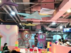 -星舰梦航(广百广场荔胜店)