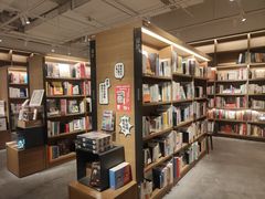 -茑屋书店(天目里店)