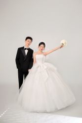 -雅云婚纱摄影工作室旗舰店