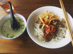 -牛八宝桂林米粉(八里庄店)