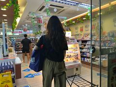 -全家便利店(上海南站站店)