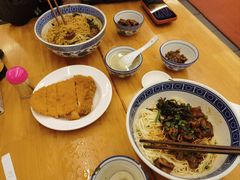 -沪西老弄堂面馆(定西路店)