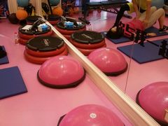 -思迈威健身(积玉桥万达店)