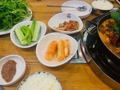 -喇喇排骨火锅·传统韩式脊骨汤(望京西园总店)