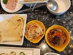 -一席地·本地鸡窝·杭帮鸡火锅(萧山银隆百货店)