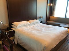 -上海龙之梦万丽酒店