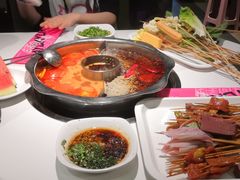 -佰人王串串香火锅(洋珠巷店)