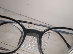 -阿波罗眼镜·蔡司授权店(孙厝店)