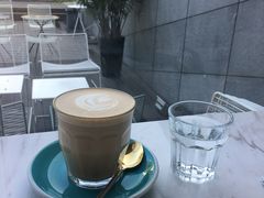 -UNI UNI(环亚凯瑟琳店)