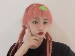 -变画·发型STUDIO