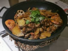 -南枝记·港式打边炉(新北万达店)