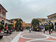 -佛罗伦萨小镇广佛名品奥特莱斯(疏港路店)