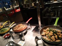 -昆山裕元花园酒店·温莎西餐厅