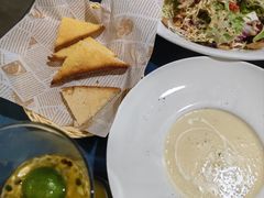 -又见马甲M8融合西餐厅(体育中心店)