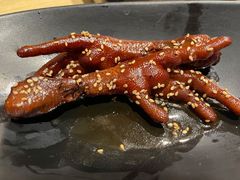 连骨头都不剩的鸡爪-佬肥猫(南翔印象城MEGA店)
