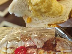 岩烧榴莲-BROAD面包路·欧式面包(龙湖时代C馆店)