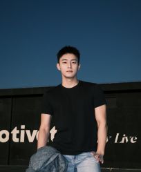 -侨治发型